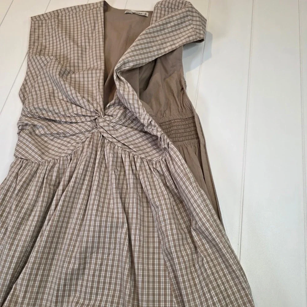 Abercrombie & Fitch L Tall Twist Bodice Maxi Dress Tan Plaid Smocked Back V-Neck